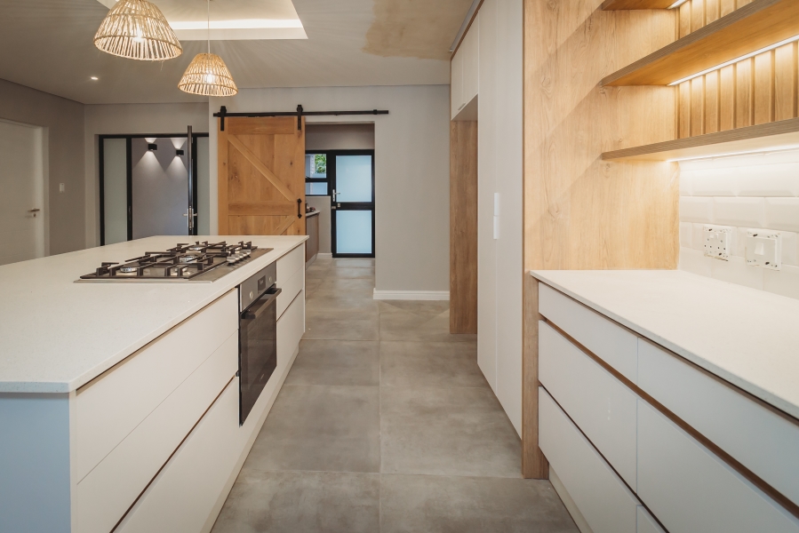 4 Bedroom Property for Sale in Denver Park Western Cape